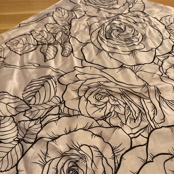 Sammi Jefcoate (Ardeo) Scarf - Pink Rose Motif - Picture 3 of 3